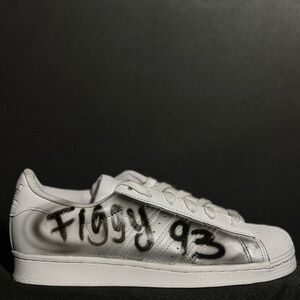 Adidas Superstar Sneakers Women’s Size 6.5 BRAND NEW Spraypainted